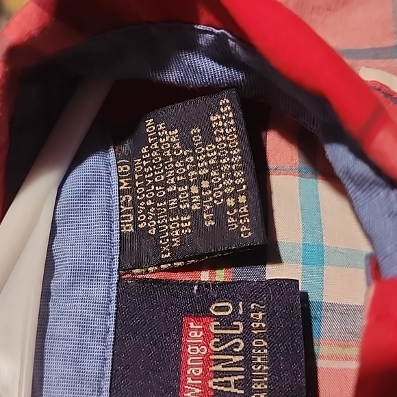 Size 8 red plaid button down perfect for  Mother's day brunch ! - Picture 4 of 5